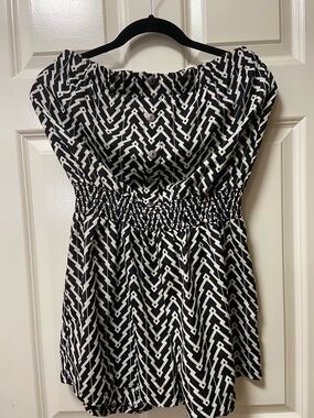 Black & White Strapless Patterned Women’s Romper